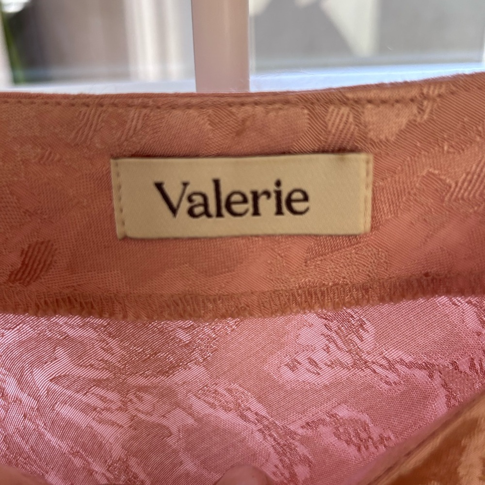 Pretty Top With Adjustable Straps. - image 4